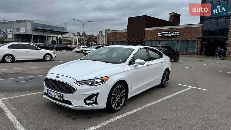 Ford Fusion 2019