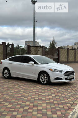 Седан Ford Fusion 2015 в Днепре