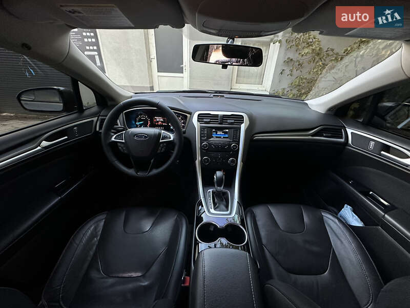 Седан Ford Fusion 2014 в Ивано-Франковске