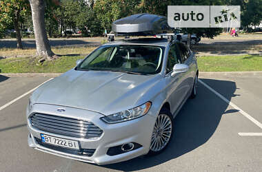 Седан Ford Fusion 2013 в Львове