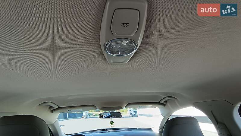 Седан Ford Fusion 2015 в Рівному