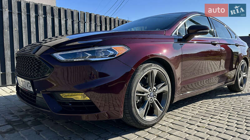 Седан Ford Fusion 2016 в Киеве