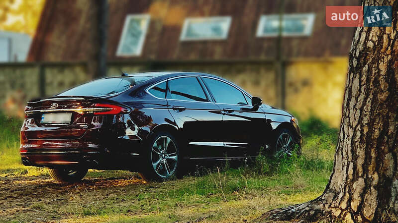 Седан Ford Fusion 2016 в Киеве