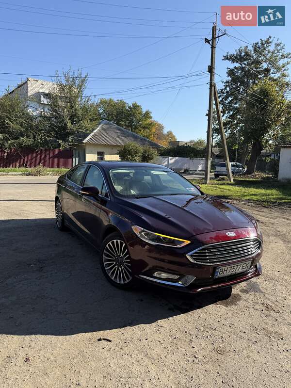Седан Ford Fusion 2017 в 