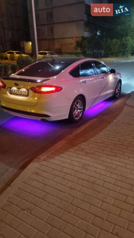 Седан Ford Fusion 2014 в Києві