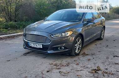 Седан Ford Fusion 2015 в Львові