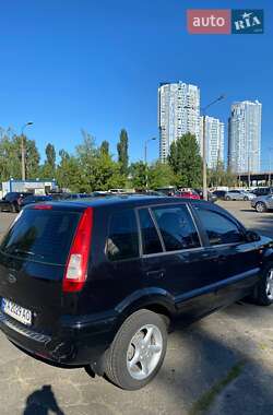 Хетчбек Ford Fusion 2009 в Києві