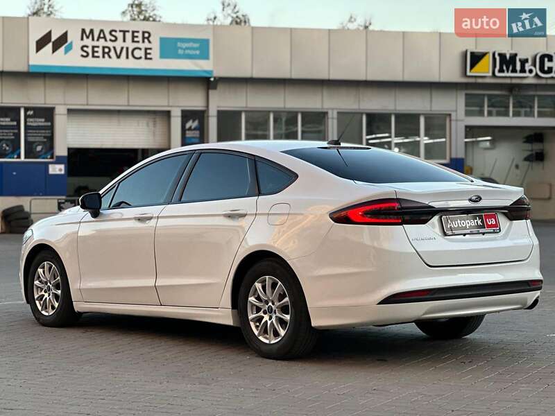 Седан Ford Fusion 2016 в Одессе