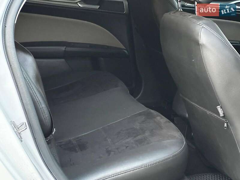 Седан Ford Fusion 2016 в Одессе