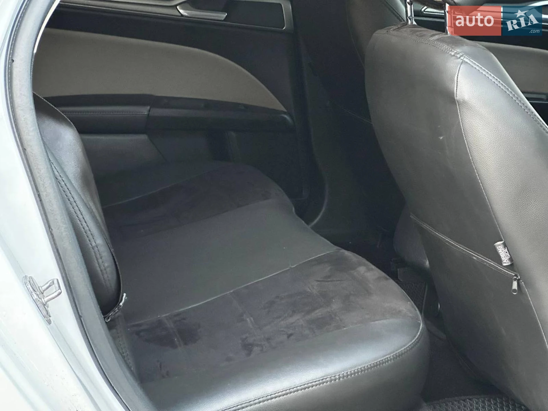 2016 Ford Fusion - мініатюра 19