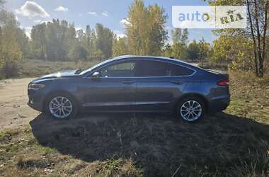 Седан Ford Fusion 2019 в Киеве