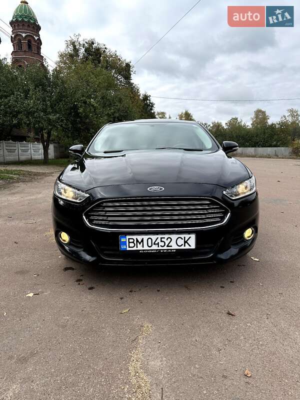 Седан Ford Fusion 2015 в Тростянці