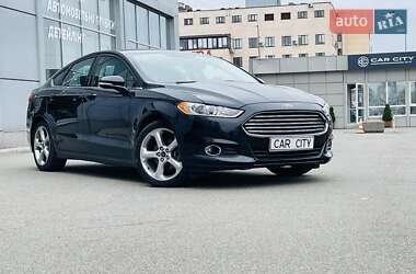 Седан Ford Fusion 2015 в Києві