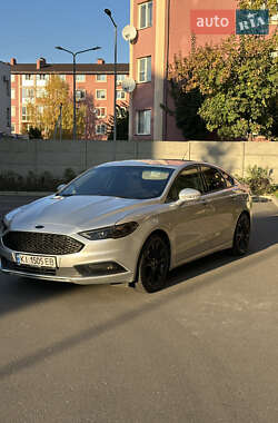 Седан Ford Fusion 2016 в 