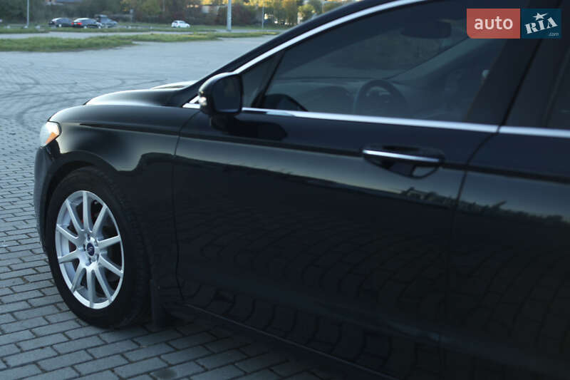 Седан Ford Fusion 2014 в Хмельницькому