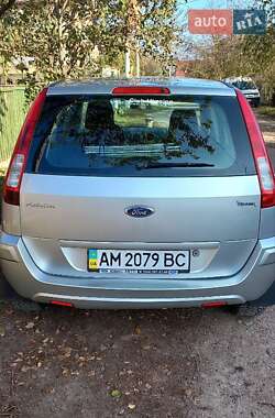 Хетчбек Ford Fusion 2010 в Бердичеві