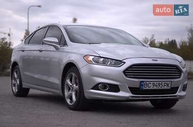 Седан Ford Fusion 2015 в 