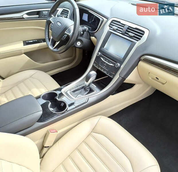 Седан Ford Fusion 2014 в Дніпрі