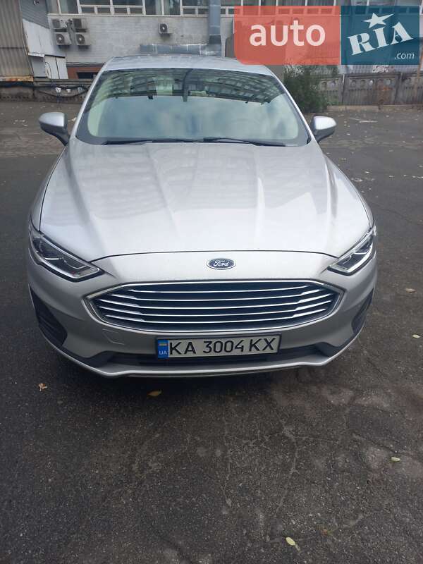 Седан Ford Fusion 2019 в Киеве