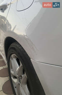 Седан Ford Fusion 2013 в 