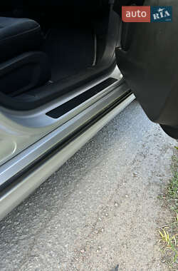 Седан Ford Fusion 2013 в 