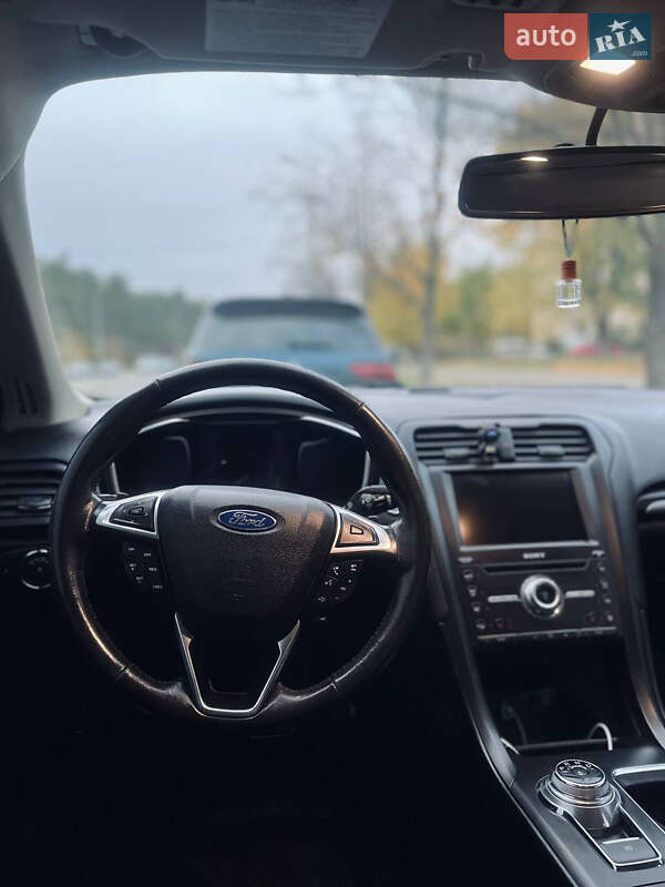 Седан Ford Fusion 2018 в Києві