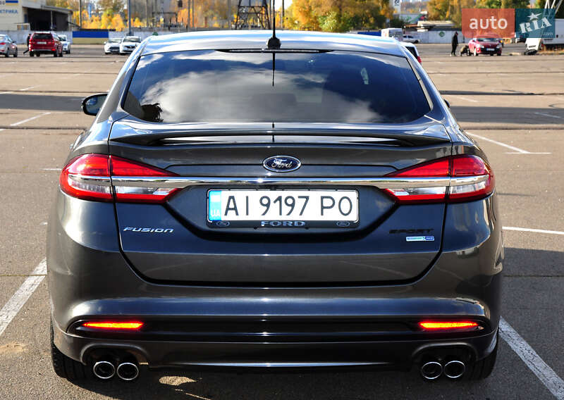 Седан Ford Fusion 2016 в Києві