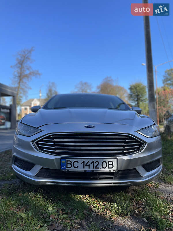 Седан Ford Fusion 2016 в Дрогобичі