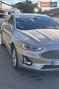 Седан Ford Fusion 2017 в Полтаві