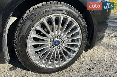 Седан Ford Fusion 2013 в Запорожье