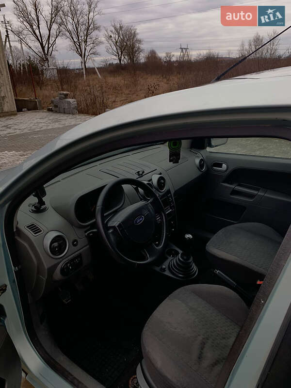 Ford Fusion 2003