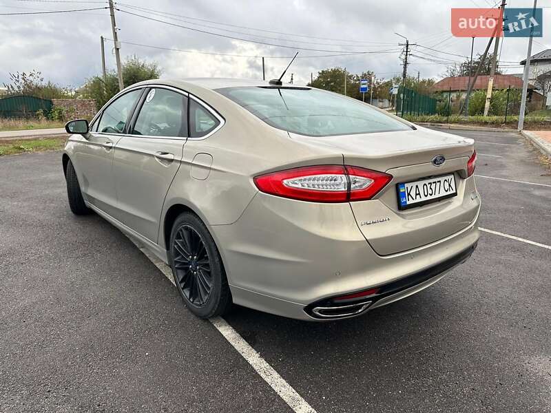 Седан Ford Fusion 2015 в Киеве