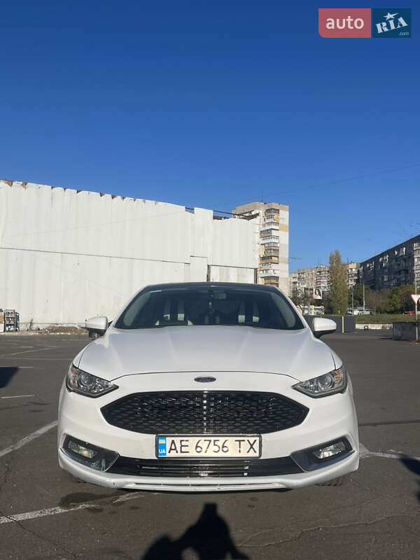 Ford Fusion 2016