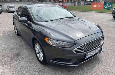 Седан Ford Fusion 2016 в 