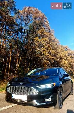 Седан Ford Fusion 2020 в 