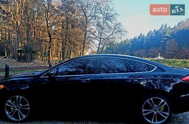 Седан Ford Fusion 2020 в 