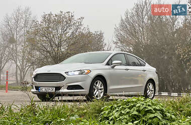 Седан Ford Fusion 2016 в Львове