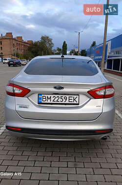 Седан Ford Fusion 2015 в Ромнах