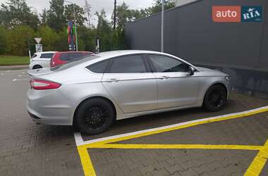 Седан Ford Fusion 2015 в Киеве