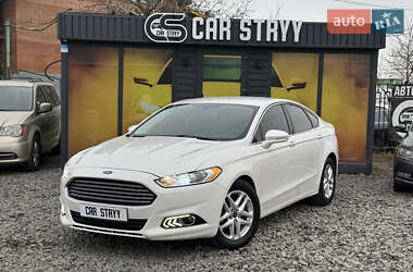 Седан Ford Fusion 2014 в Стрию