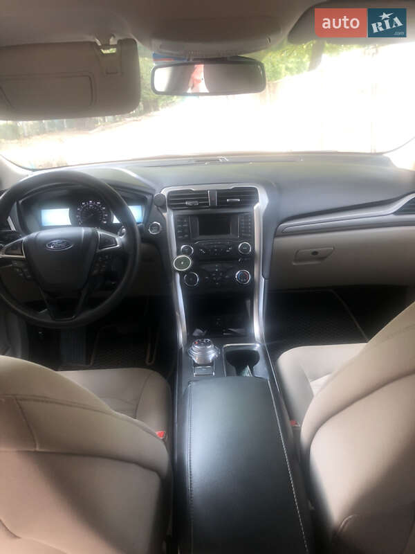 Седан Ford Fusion 2018 в Кривому Розі