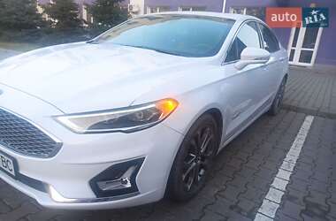 Седан Ford Fusion 2019 в Одессе