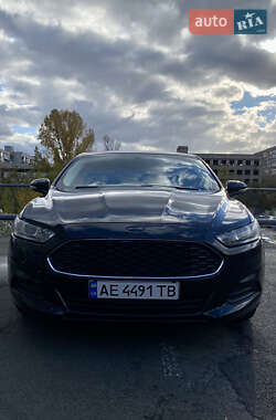 Седан Ford Fusion 2015 в Києві