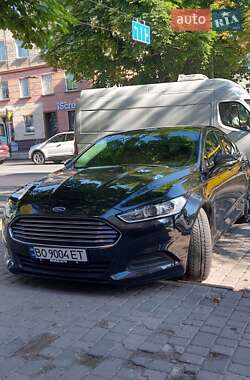 Седан Ford Fusion 2015 в Тернополе