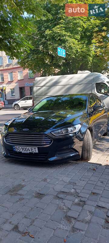 Седан Ford Fusion 2015 в Тернополе