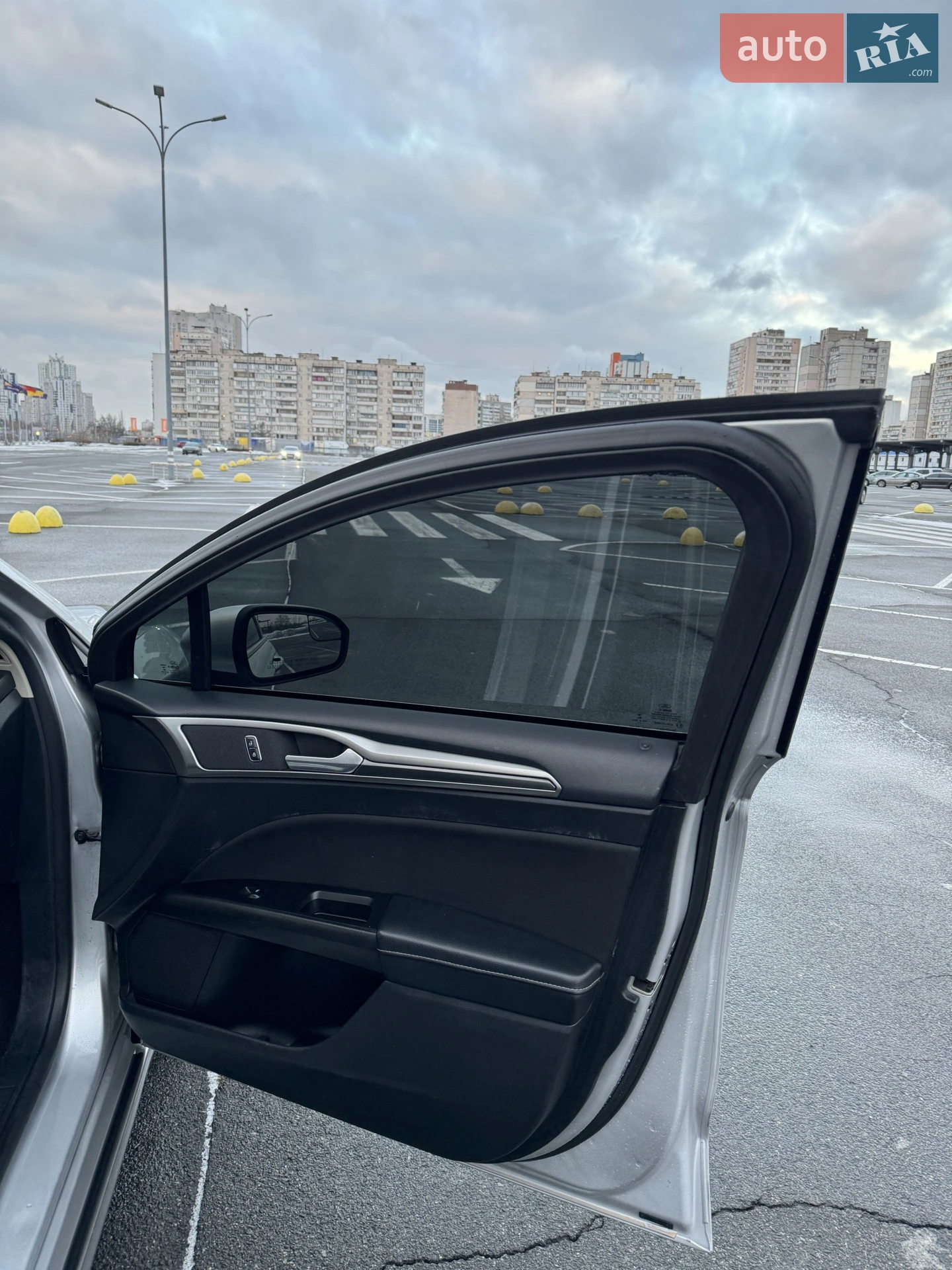 2017 Ford Fusion - мініатюра 16