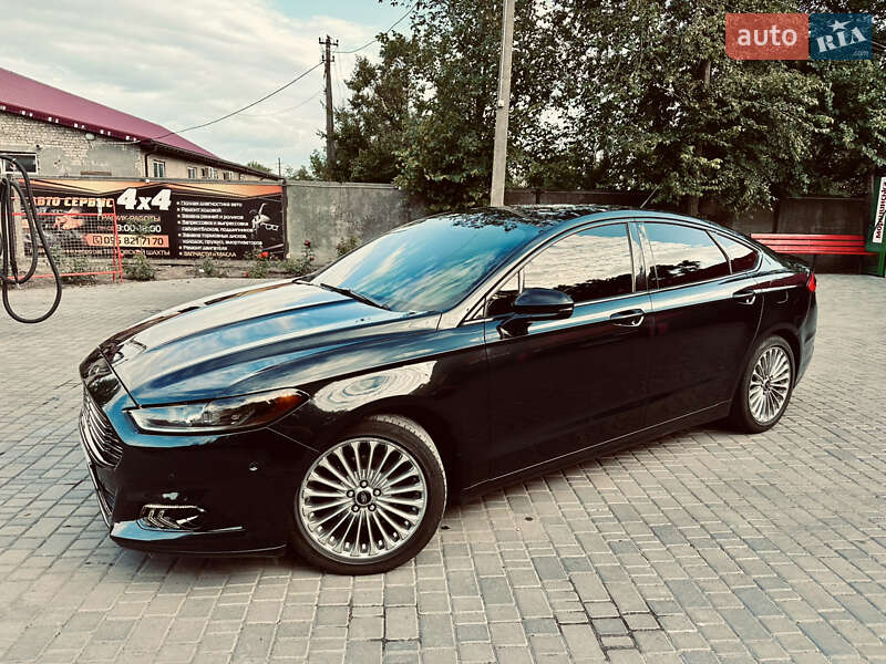 Хэтчбек Ford Fusion 2012 в 