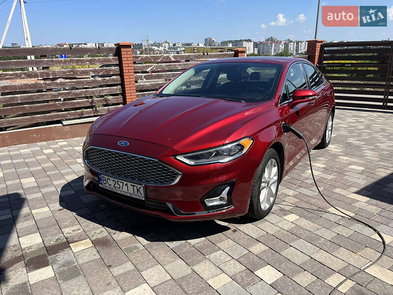 Ford Fusion 2019