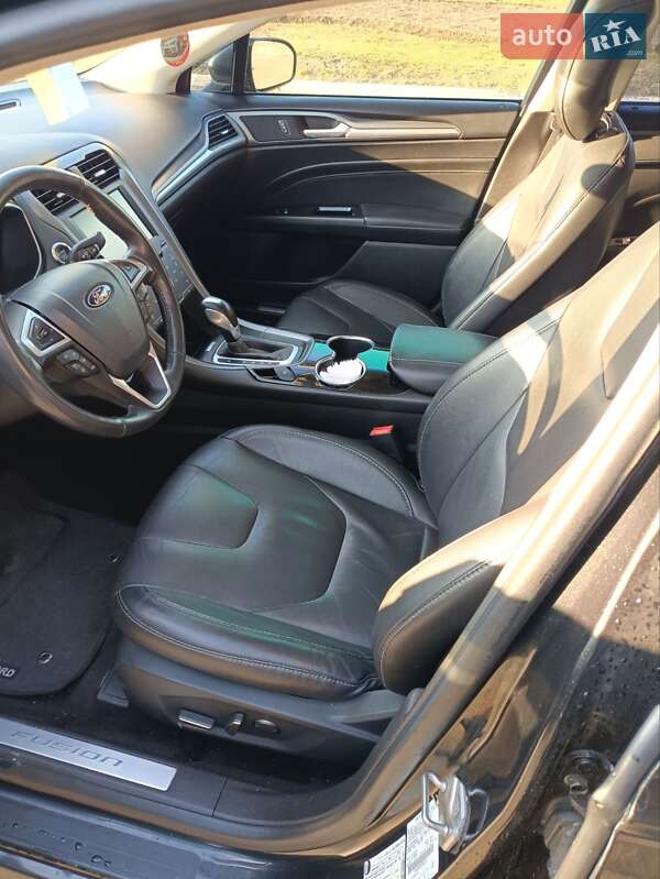 Седан Ford Fusion 2014 в Києві