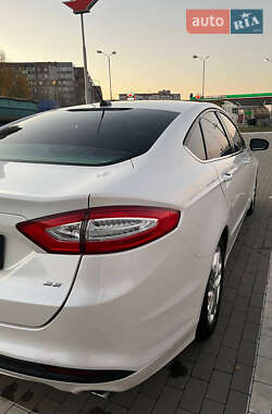Седан Ford Fusion 2012 в Сумах